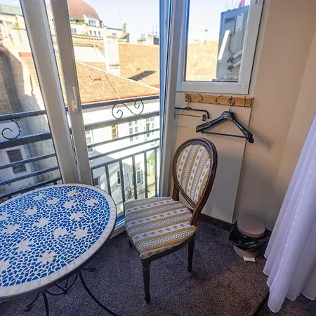 Stella Белград